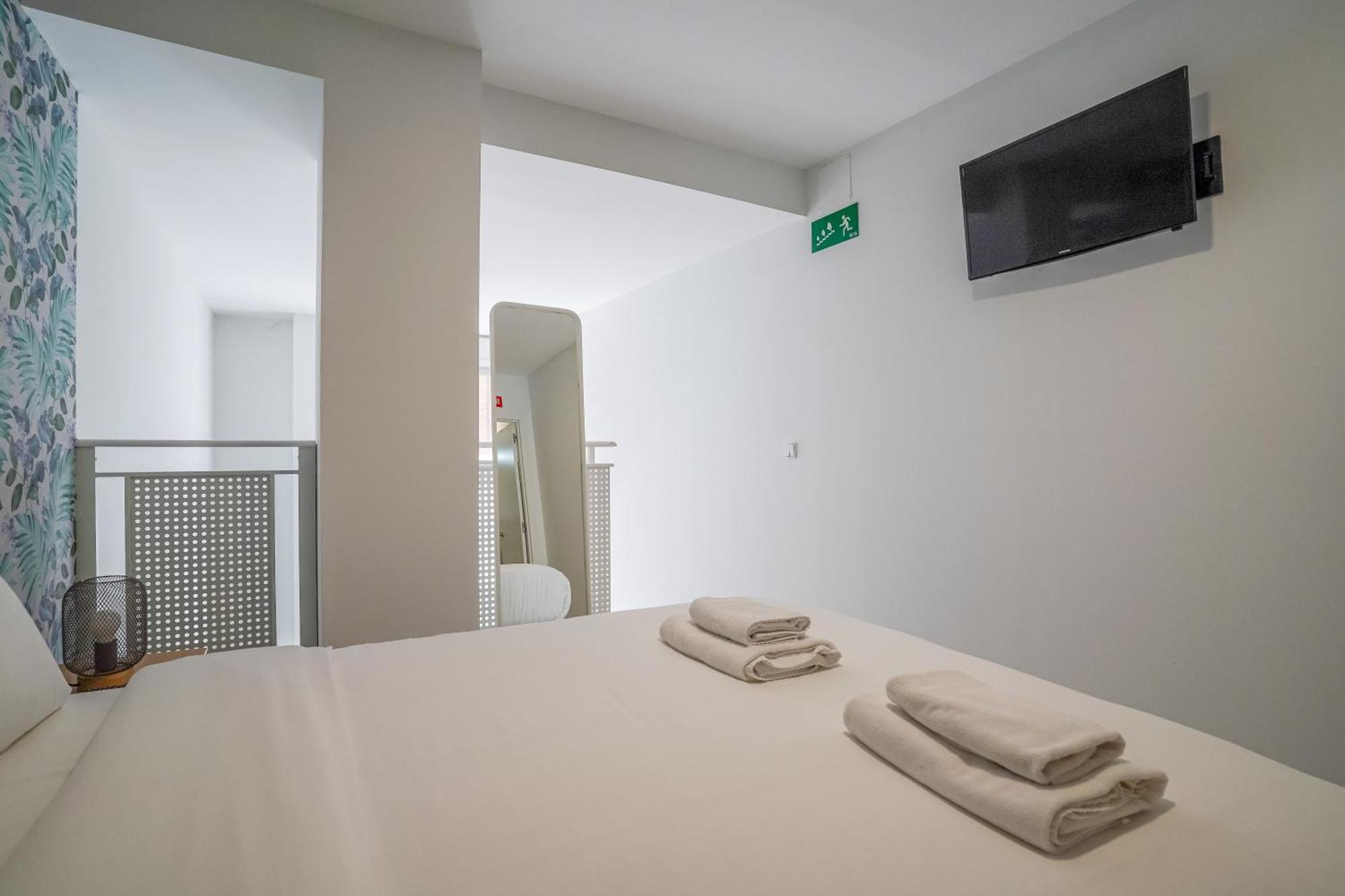 Modern Duplex-2Bedrooms 1.5Baths-Delicias 마드리드 외부 사진