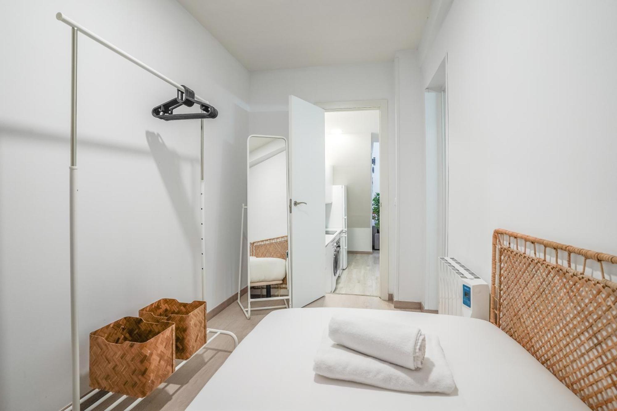 Modern Duplex-2Bedrooms 1.5Baths-Delicias 마드리드 외부 사진