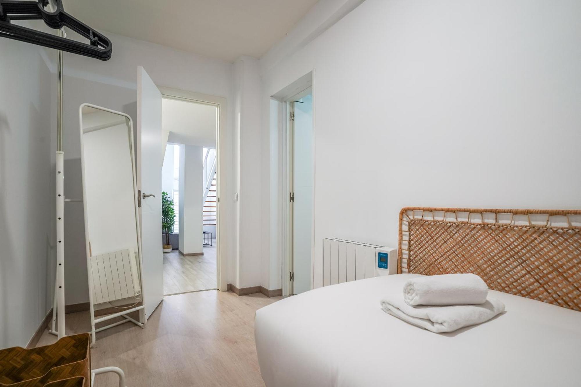 Modern Duplex-2Bedrooms 1.5Baths-Delicias 마드리드 외부 사진